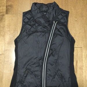 Lululemon puffer vest